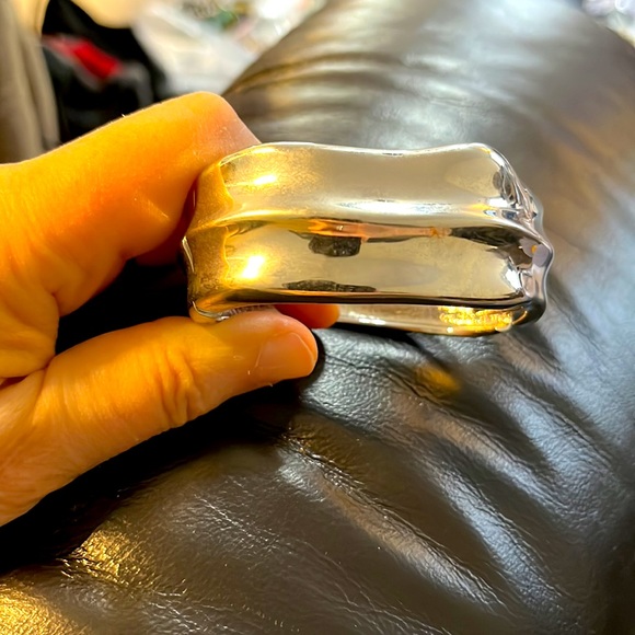 Vintage Silver wide hinged Beautiful bracelet. - Picture 10 of 12